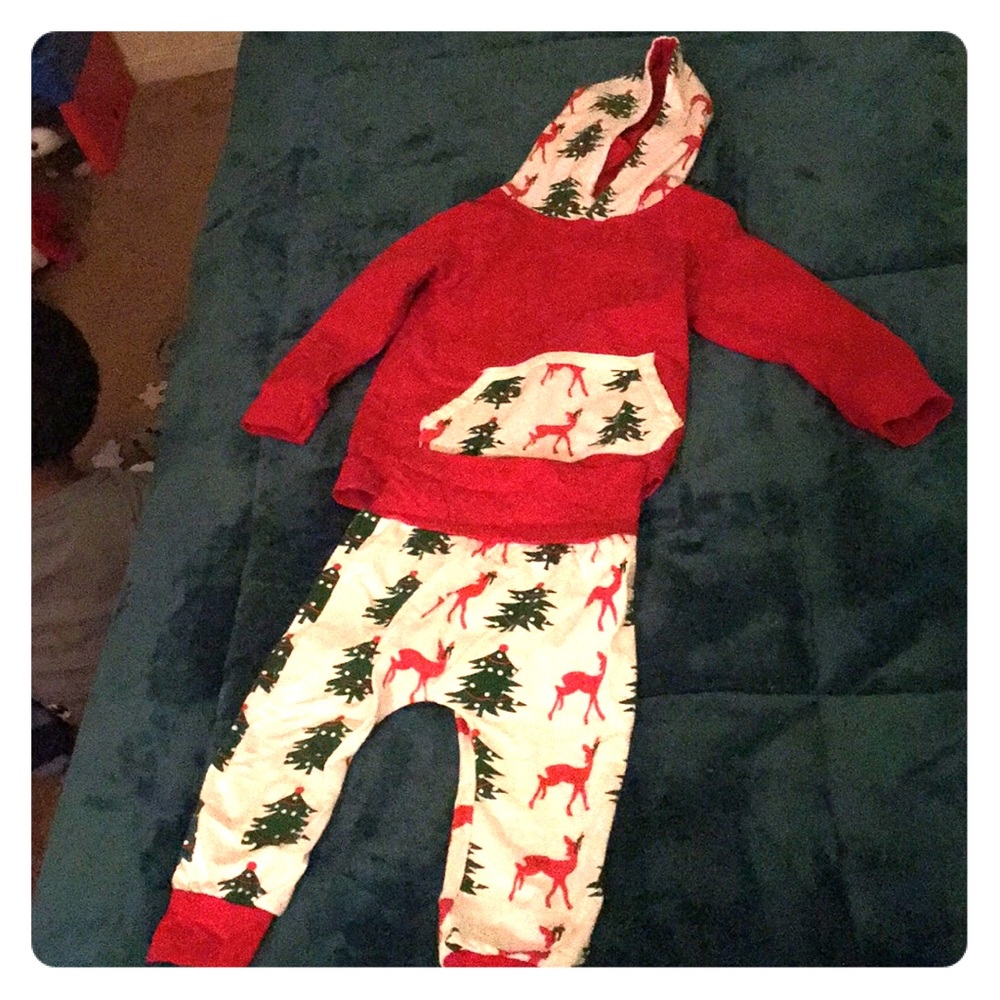 Red & Green Christmas boy cute outfit worn once